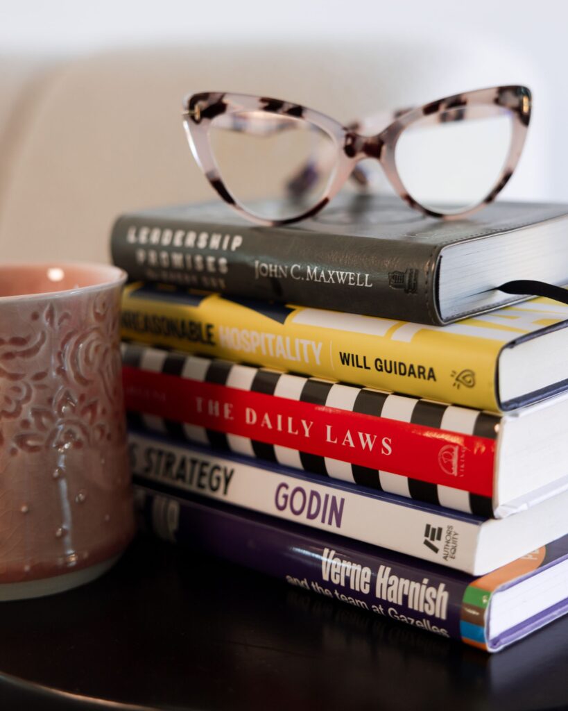 Leadership books supporting fee-for-service dentistry and dental practice growth strategies